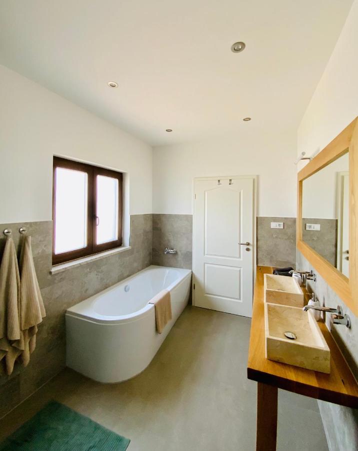Villa Fluggi Near Labin Santalezi Zewnętrze zdjęcie