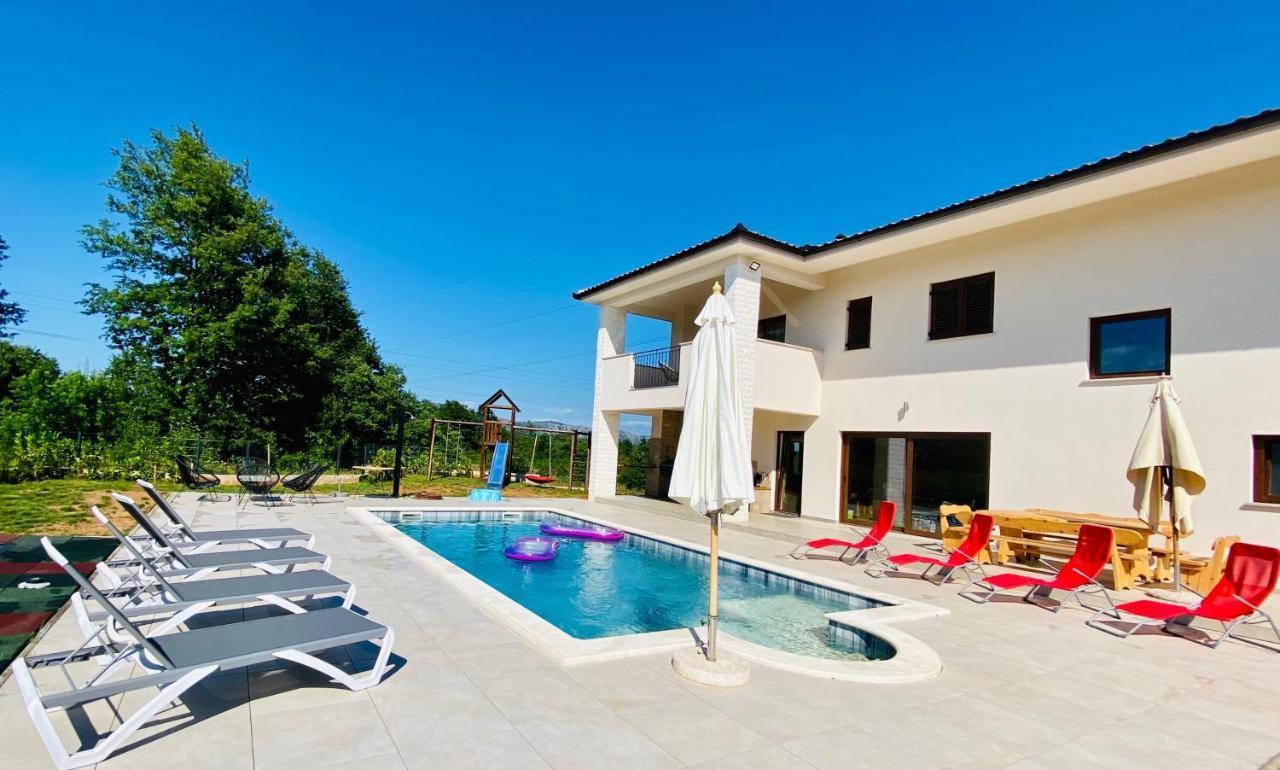 Villa Fluggi Near Labin Santalezi Zewnętrze zdjęcie