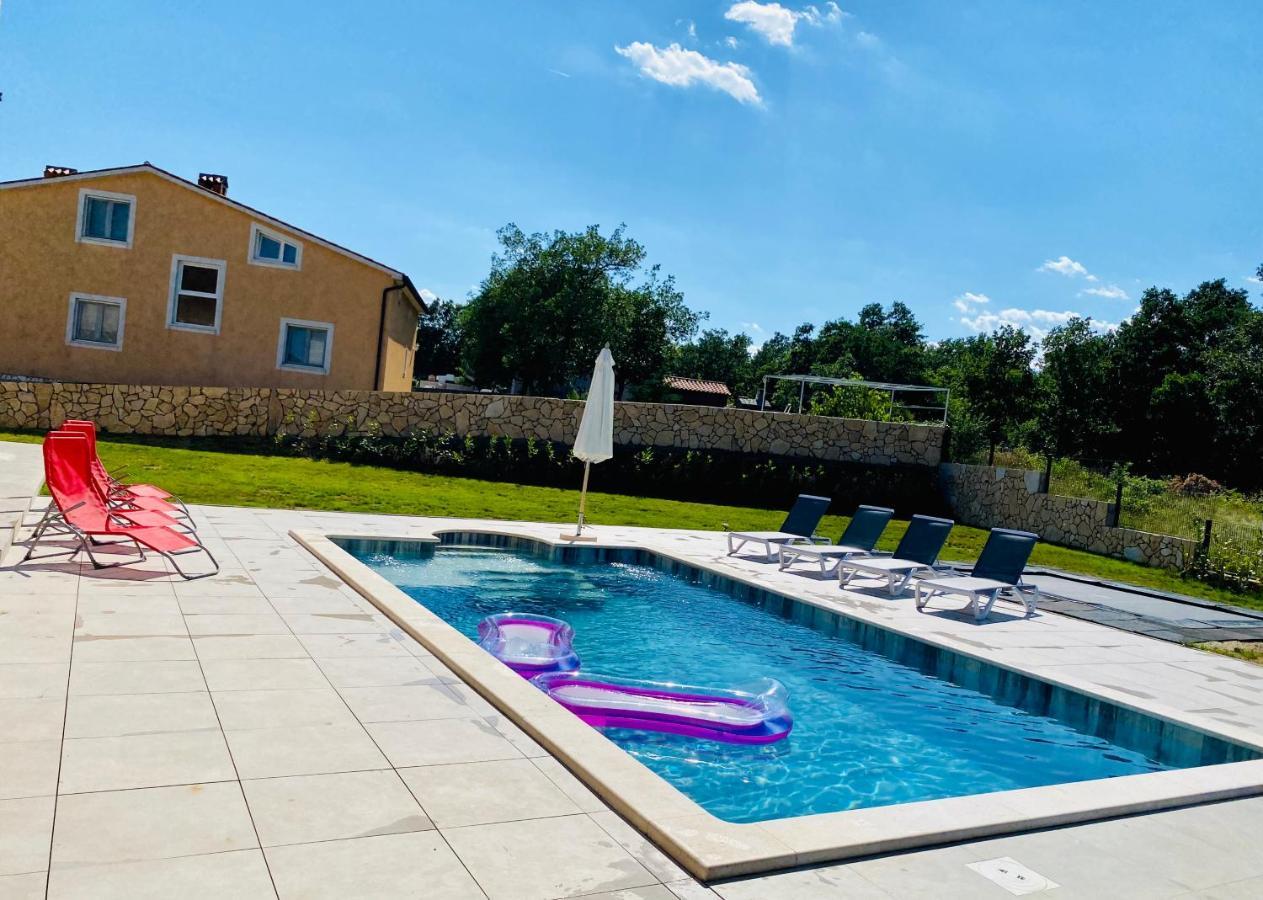 Villa Fluggi Near Labin Santalezi Zewnętrze zdjęcie
