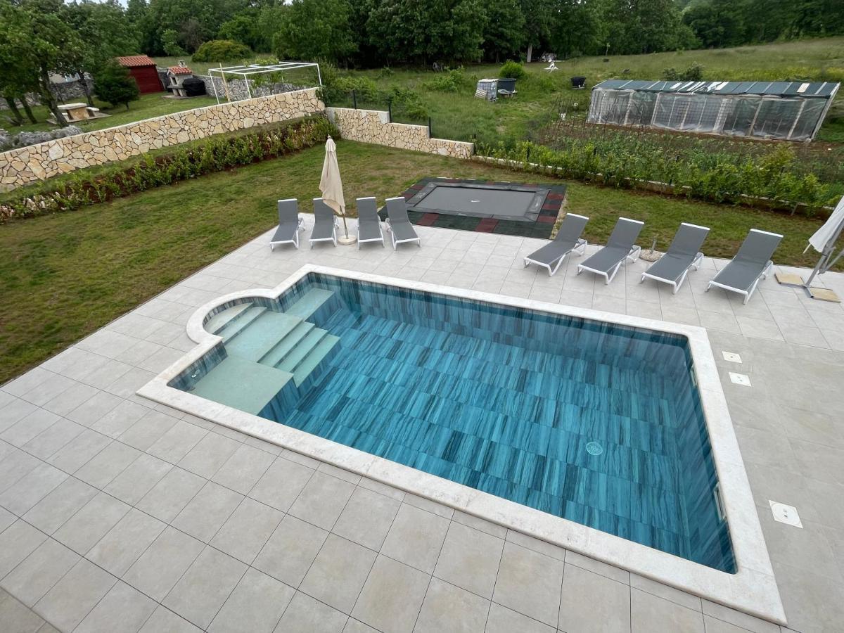 Villa Fluggi Near Labin Santalezi Zewnętrze zdjęcie